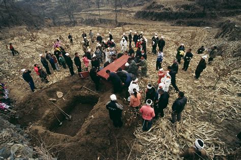 土葬禁忌|5000年来，中国人土葬的起源和发展，为什么到现代被抛弃了？